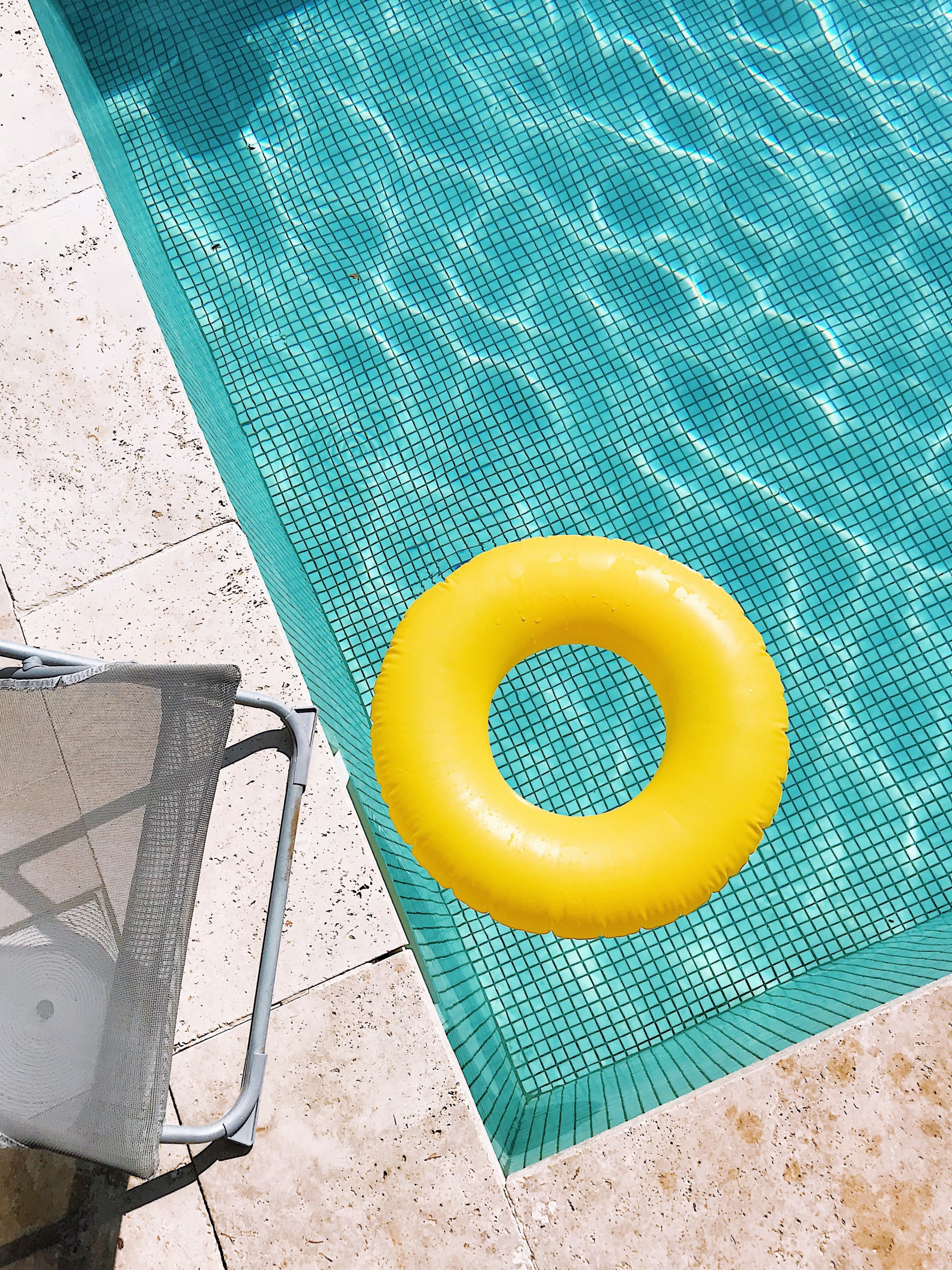 arreglar-las-grietas-de-la-piscina-con-sertec-riego